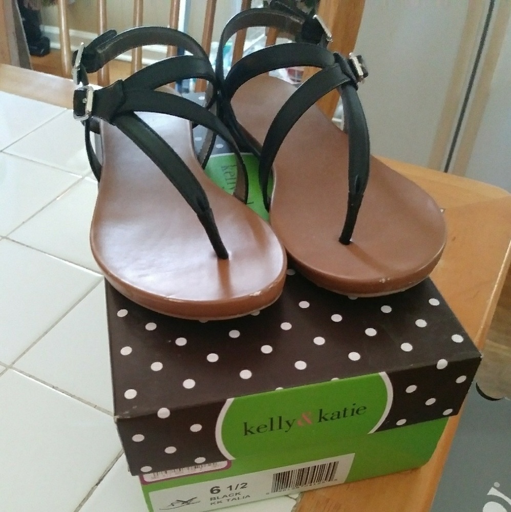 Kelly and katie sandal